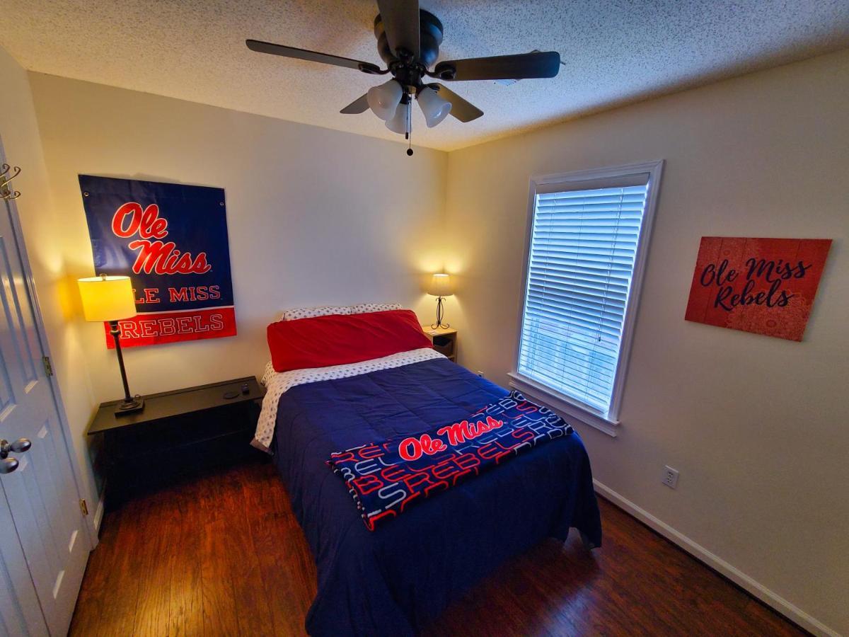 Villa Cozy House Near Ole Miss & M-Trade! Oxford Exterior foto